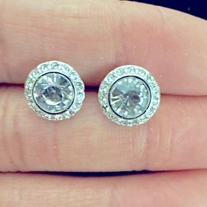 Brand new authentic Swarosvki angelic earring